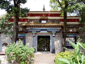 norbulinga-monestry